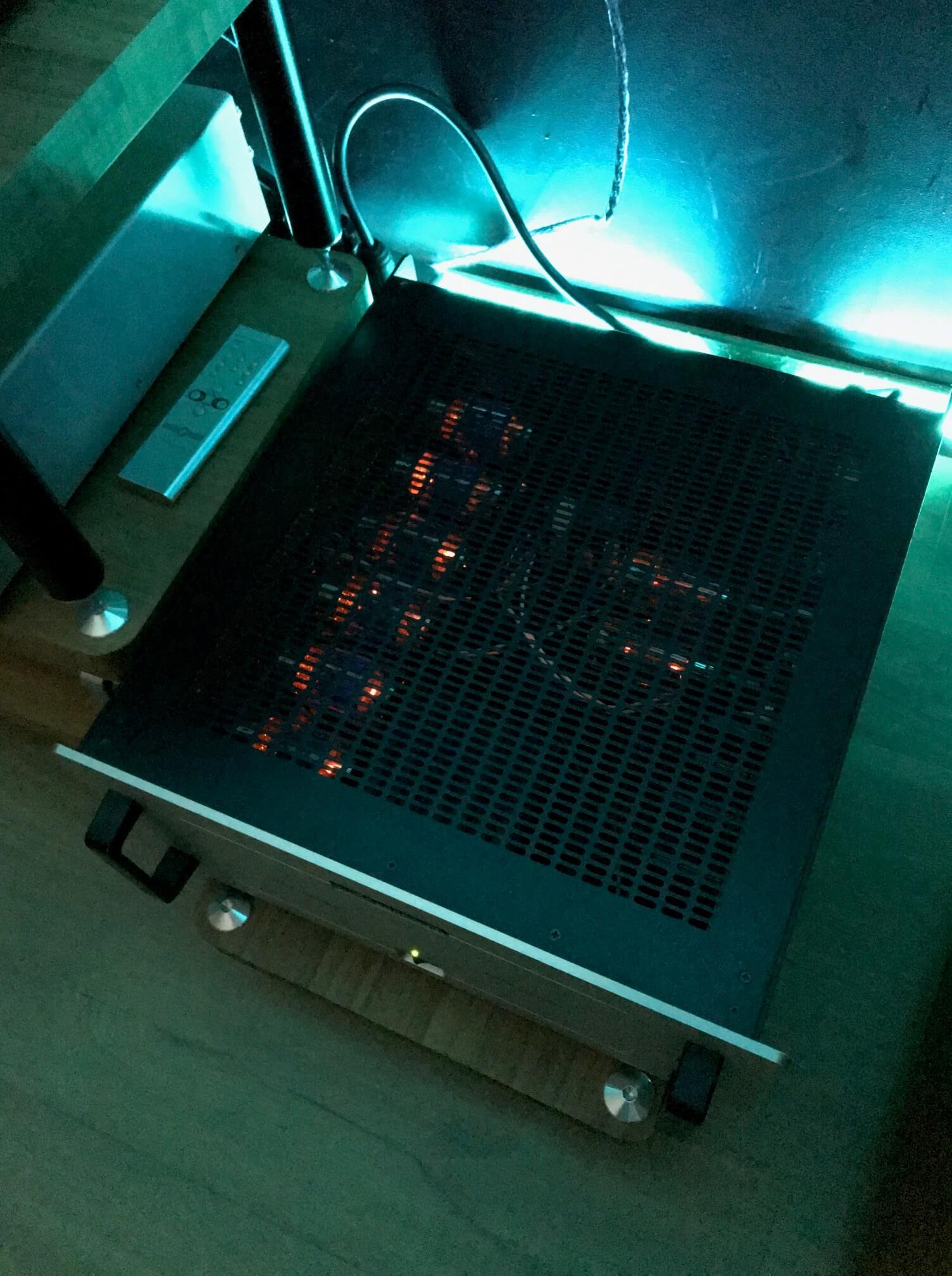 AMPLI 4
